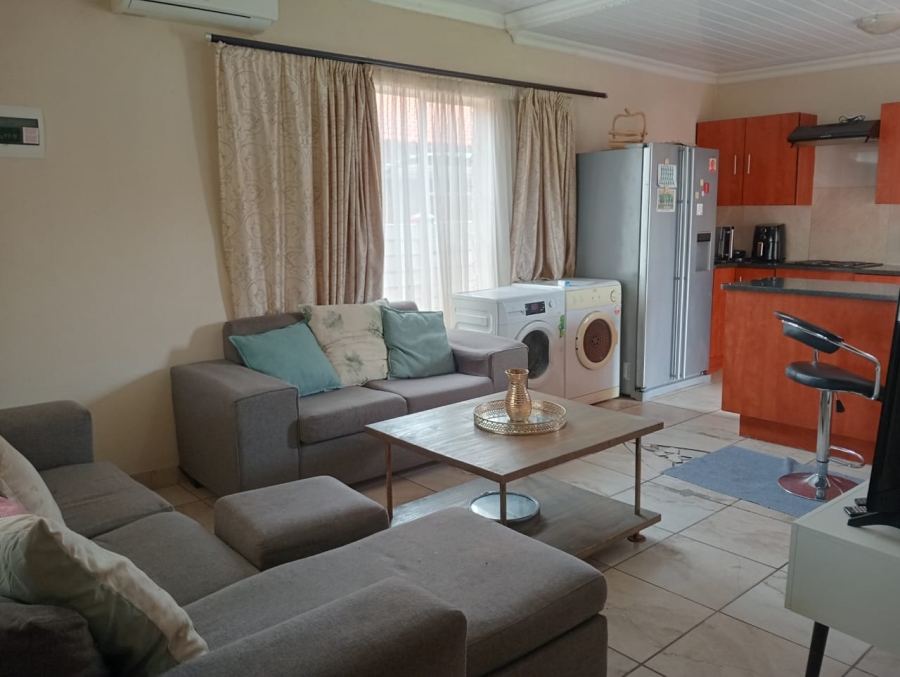 To Let 3 Bedroom Property for Rent in Waterval East North West